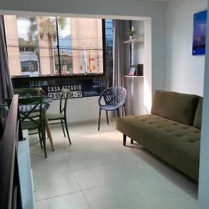 https://casa-a-pasos-de-la-unidad-deportiva-atanasio-girardot.colombiamedellinhotels.com